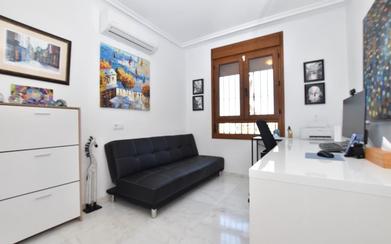 3 chambre Villa/Maison à vendre à Algorfa avec piscine - 495 000 € (Ref: 9876842)