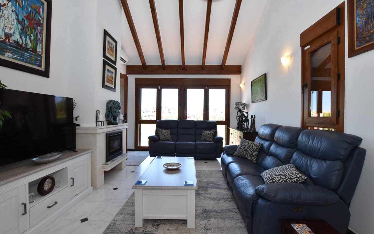 3 chambre Villa/Maison à vendre à Algorfa avec piscine - 495 000 € (Ref: 9876842)