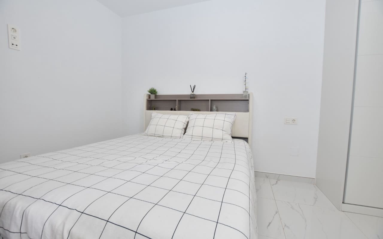 3 bedroom Villa for sale in Los Montesinos with pool - € 375,000 (Ref: 9876844)