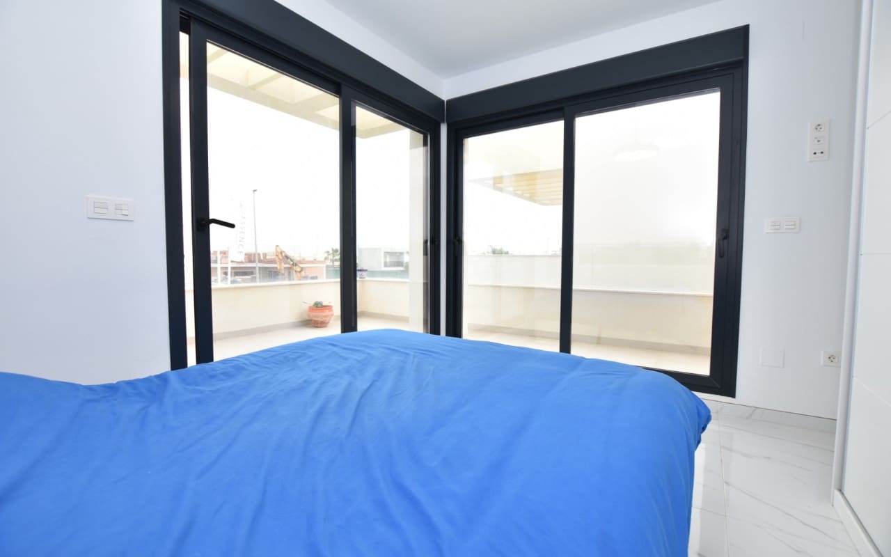 3 bedroom Villa for sale in Los Montesinos with pool - € 375,000 (Ref: 9876844)