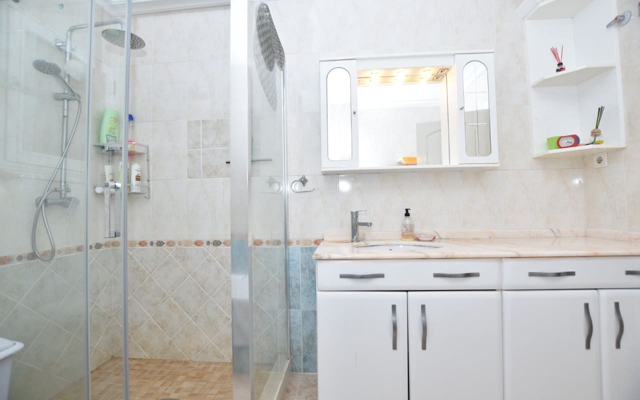 3 bedroom Villa for sale in Algorfa with pool - € 209,900 (Ref: 9876846)
