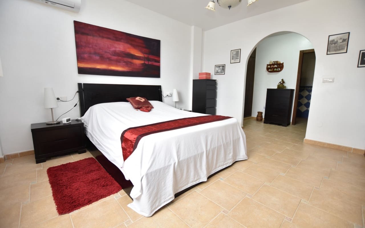 3 sypialnia Willa na sprzedaż w Algorfa z basenem - 599 990 € (Ref: 9876849)