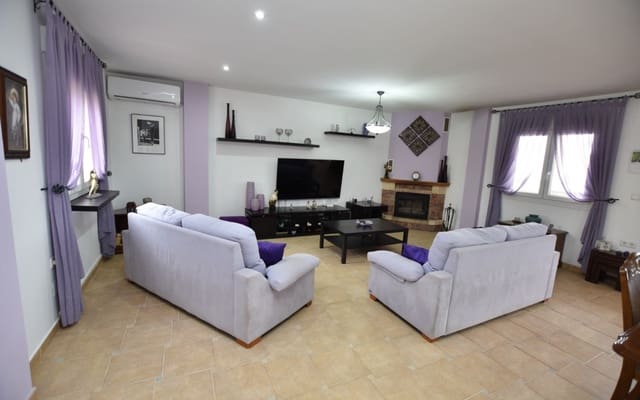 3 sypialnia Willa na sprzedaż w Algorfa z basenem - 599 990 € (Ref: 9876849)
