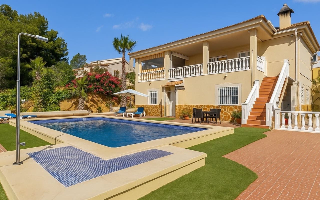 3 sypialnia Willa na sprzedaż w Algorfa z basenem - 599 990 € (Ref: 9876849)