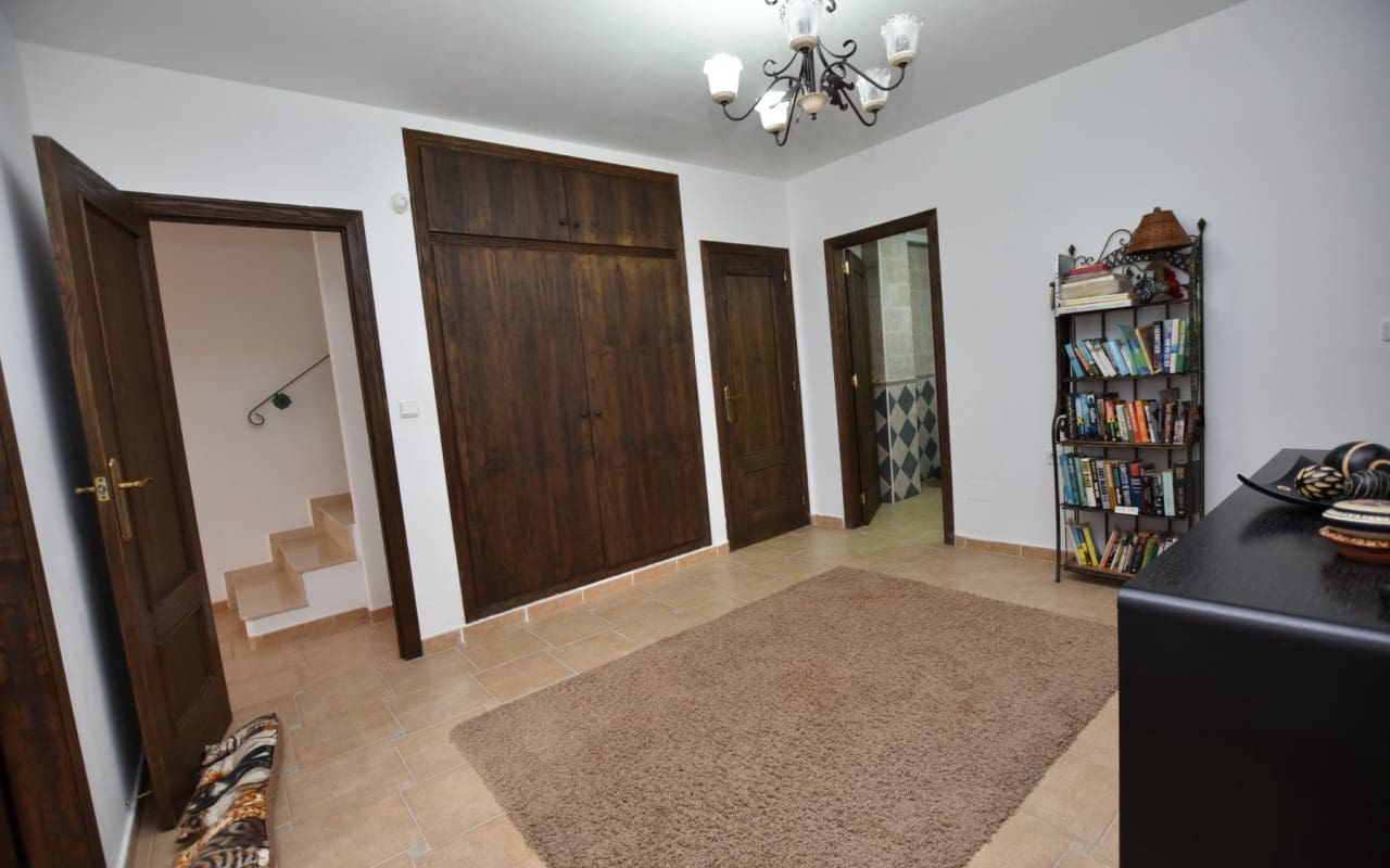3 sypialnia Willa na sprzedaż w Algorfa z basenem - 599 990 € (Ref: 9876849)