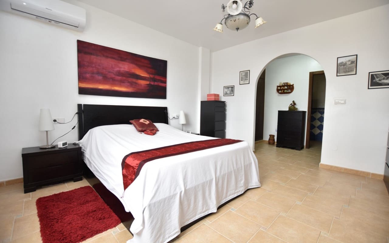 3 sypialnia Willa na sprzedaż w Algorfa z basenem - 599 990 € (Ref: 9876849)