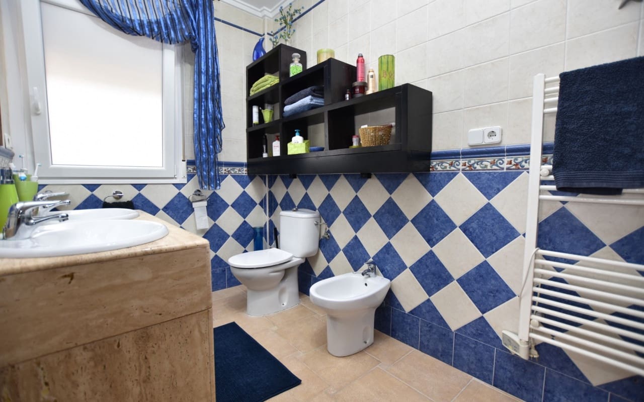 3 sypialnia Willa na sprzedaż w Algorfa z basenem - 599 990 € (Ref: 9876849)
