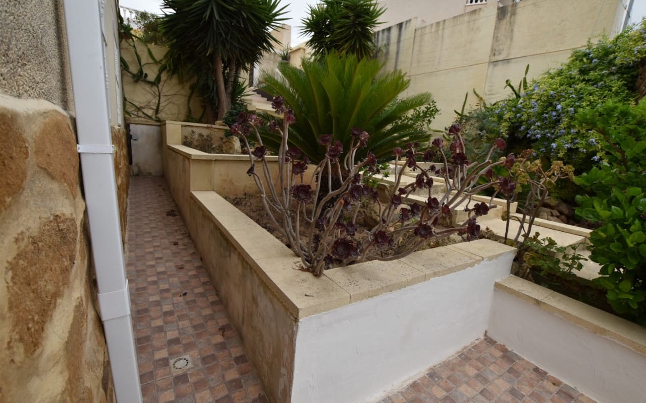 3 sypialnia Willa na sprzedaż w Algorfa z basenem - 599 990 € (Ref: 9876849)