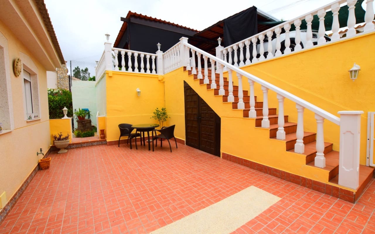3 sypialnia Willa na sprzedaż w Algorfa z basenem - 599 990 € (Ref: 9876849)