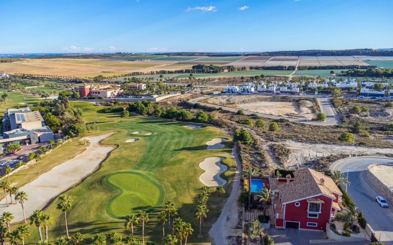 6 slaapkamer Villa te koop in Algorfa met zwembad - € 1.550.000 (Ref: 9876850)