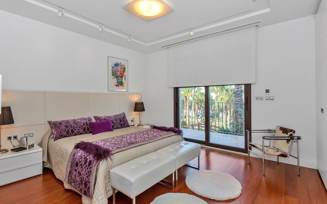 6 slaapkamer Villa te koop in Algorfa met zwembad - € 1.550.000 (Ref: 9876850)