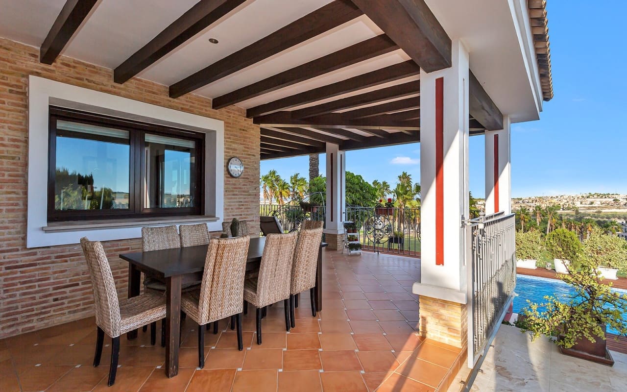 6 slaapkamer Villa te koop in Algorfa met zwembad - € 1.550.000 (Ref: 9876850)
