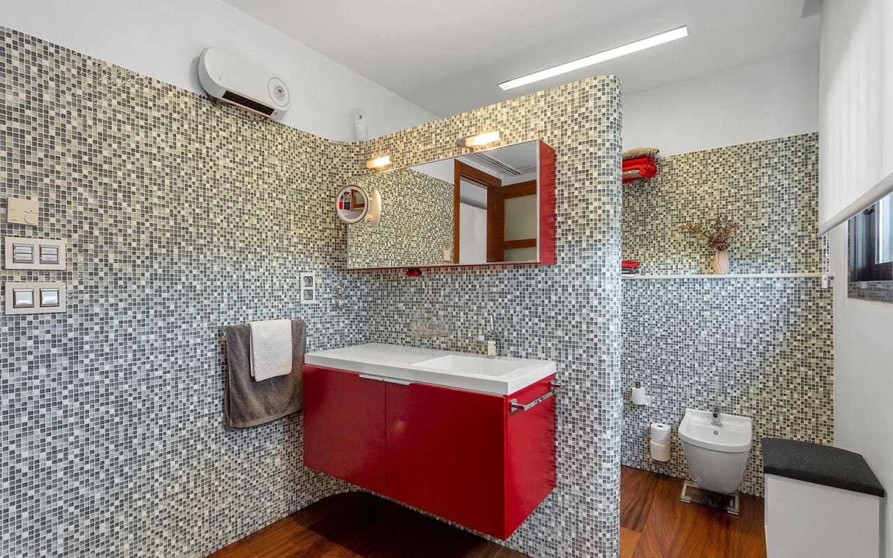 6 slaapkamer Villa te koop in Algorfa met zwembad - € 1.550.000 (Ref: 9876850)