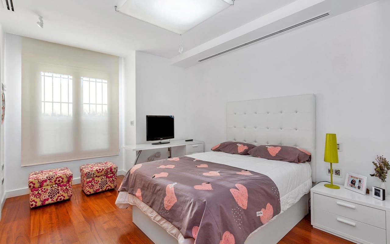 6 slaapkamer Villa te koop in Algorfa met zwembad - € 1.550.000 (Ref: 9876850)