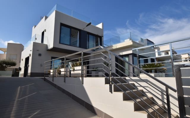 5 bedroom Villa for sale in San Miguel de Salinas with pool - € 995,000 (Ref: 9876851)