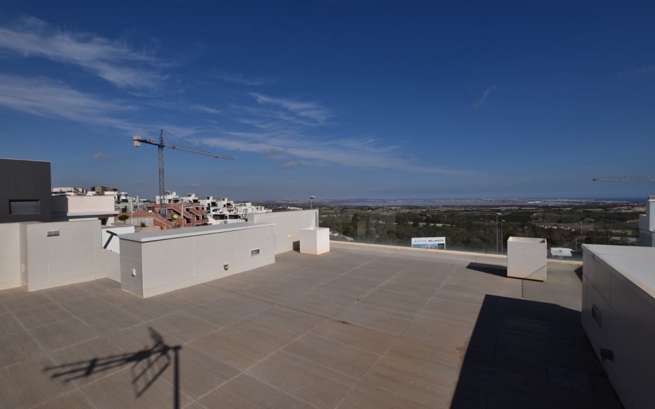 5 bedroom Villa for sale in San Miguel de Salinas with pool - € 995,000 (Ref: 9876851)