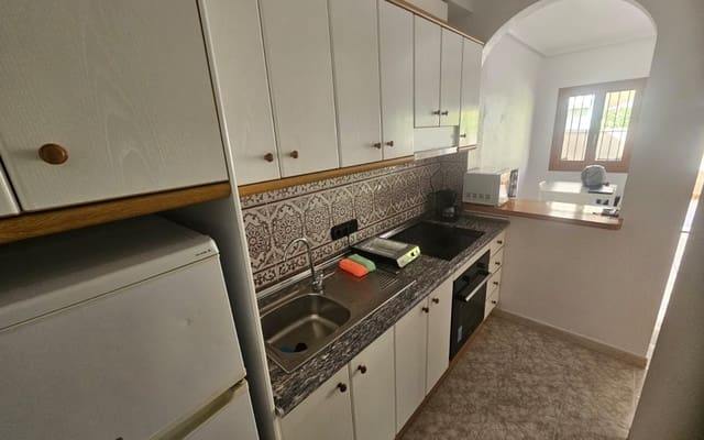 2 soveværelse Strandlejlighed til salg i Playa Flamenca, Orihuela med swimmingpool - € 185.000 (Ref: 9876855)