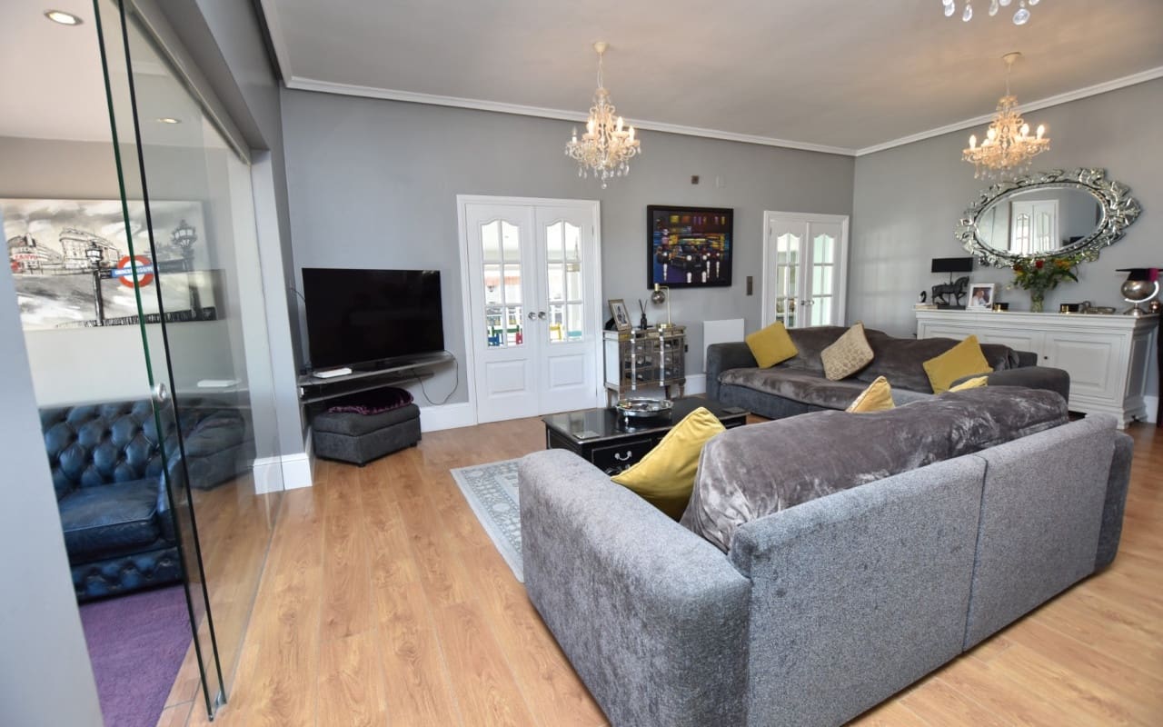 6 soverom Villa til salgs i Heredades med svømmebasseng - € 595 000 (Ref: 9876856)