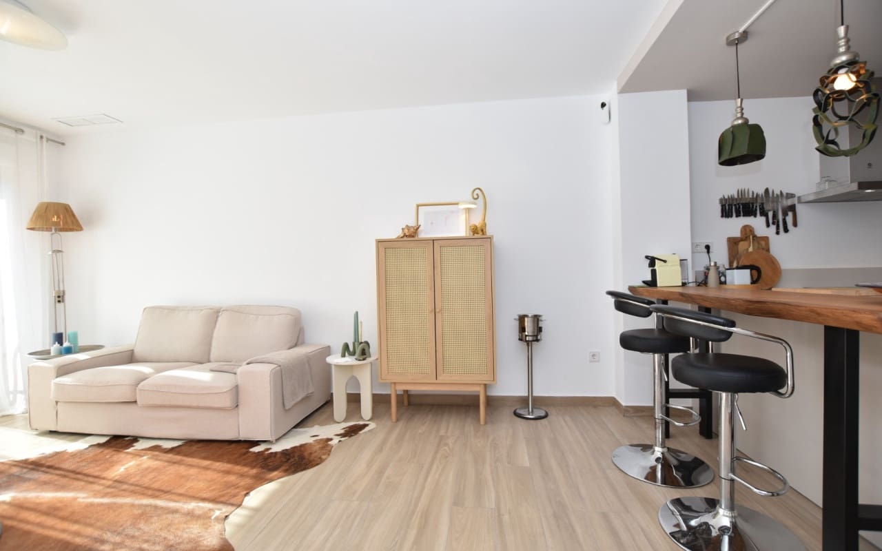 2 bedroom Penthouse for sale in Entre Naranjos with pool - € 240,000 (Ref: 9876857)