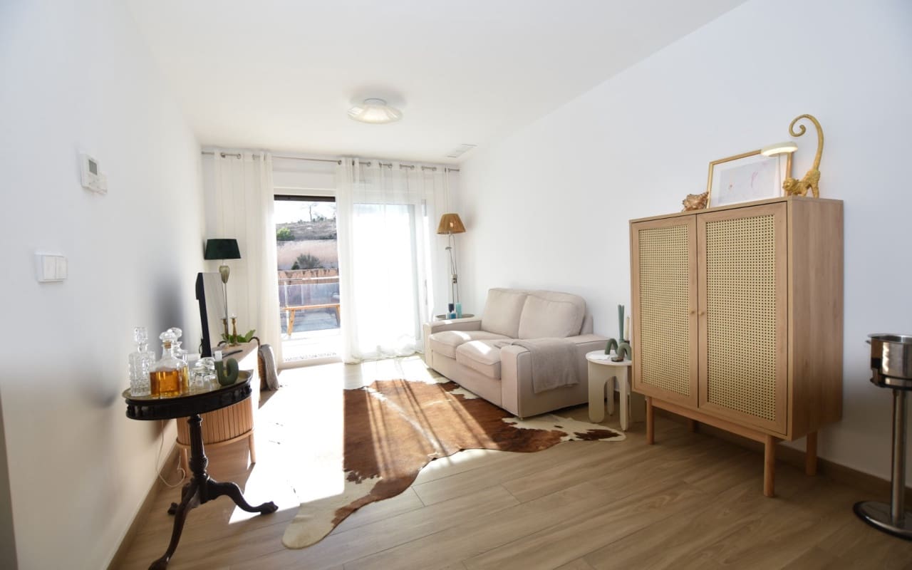2 bedroom Penthouse for sale in Entre Naranjos with pool - € 240,000 (Ref: 9876857)