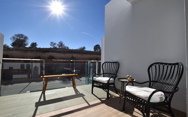 2 sovrum Takvåning till salu i Entre Naranjos, Orihuela med pool - 240 000 € (Ref: 9876857)