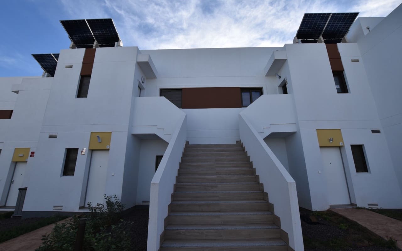 2 bedroom Penthouse for sale in Entre Naranjos with pool - € 240,000 (Ref: 9876857)