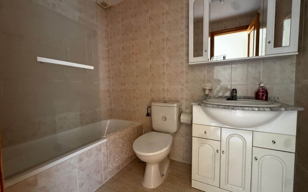 2 quarto Apartamento para venda em Blue Lagoon com piscina - 119 000 € (Ref: 9876858)