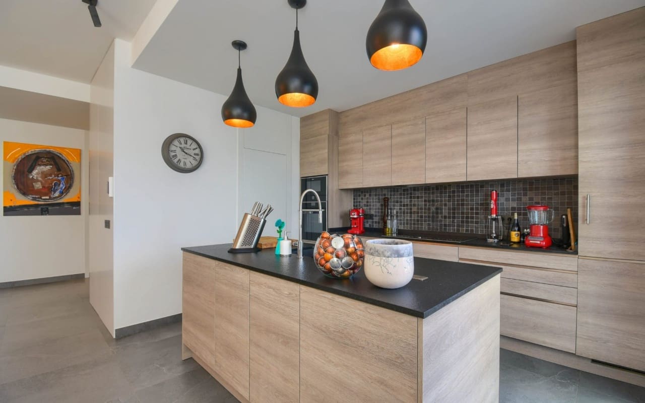 2 soveværelse Villa til salg i Finestrat med swimmingpool - € 654.000 (Ref: 9879696)