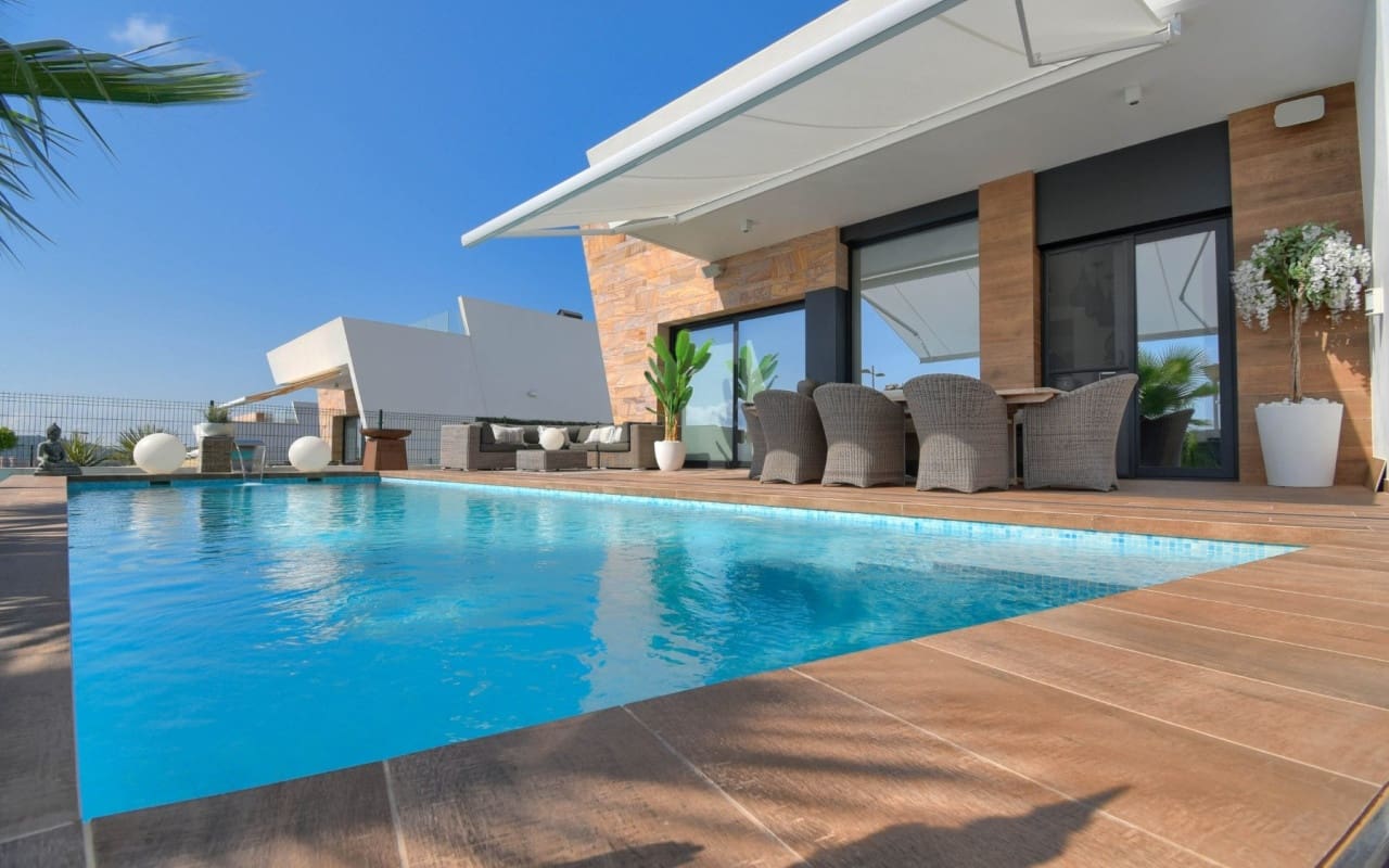 2 soveværelse Villa til salg i Finestrat med swimmingpool - € 654.000 (Ref: 9879696)