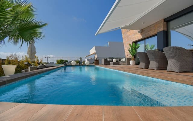 2 soveværelse Villa til salg i Finestrat Pueblo, Finestrat med swimmingpool - € 654.000 (Ref: 9879696)