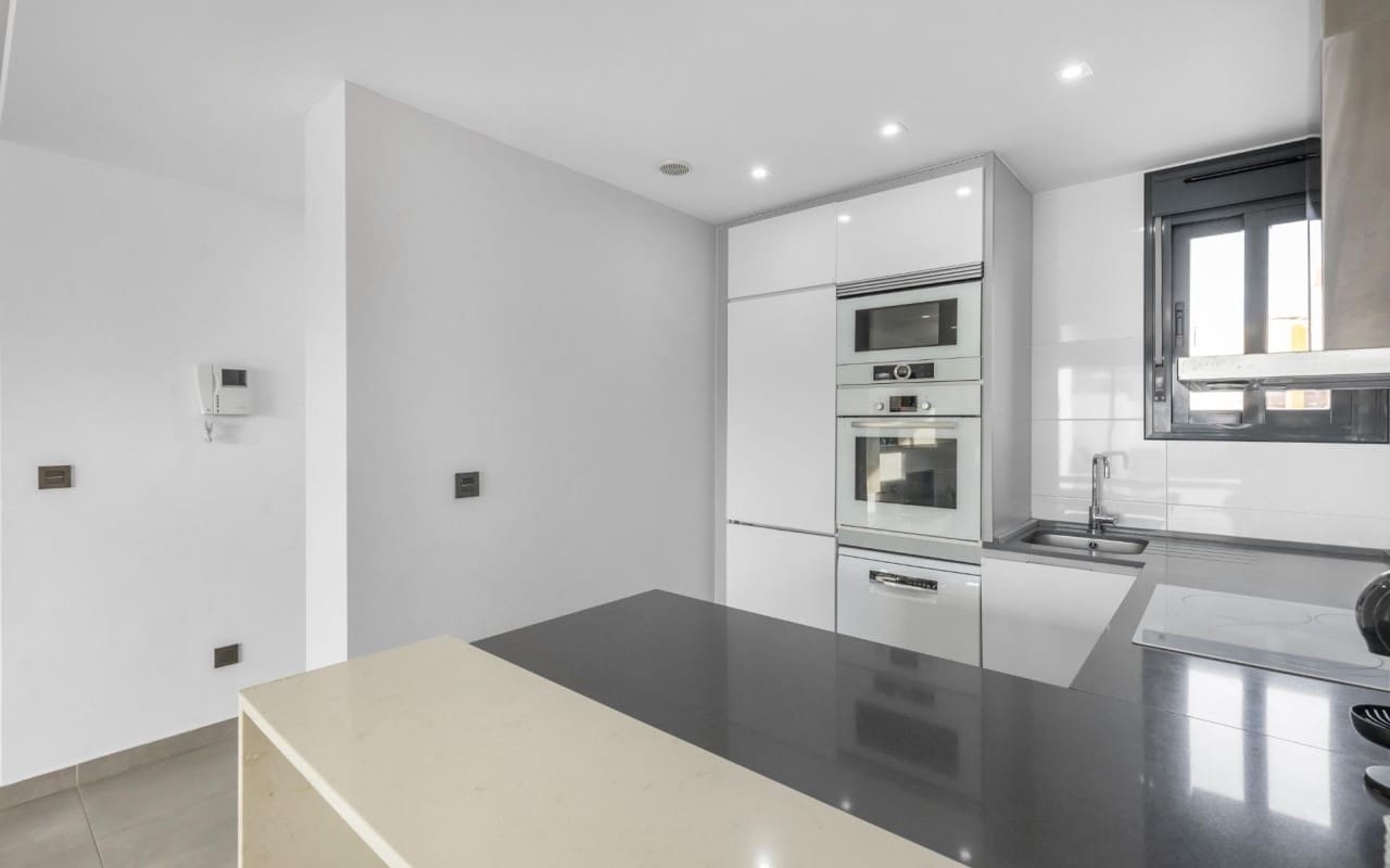 2 sypialnia Dom na sprzedaż w Los Balcones z basenem - 269 900 € (Ref: 9879697)
