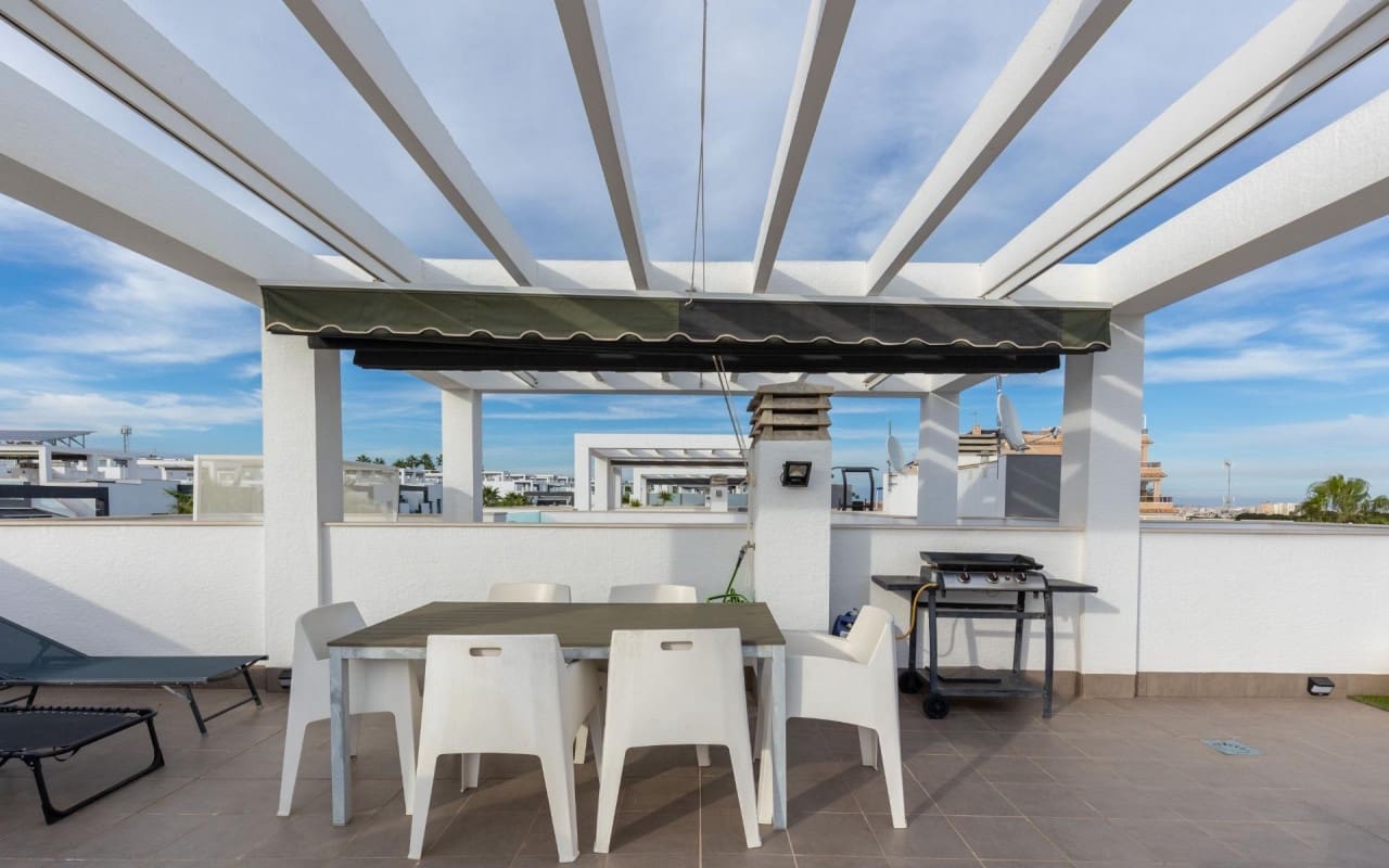 2 sypialnia Dom na sprzedaż w Los Balcones z basenem - 269 900 € (Ref: 9879697)
