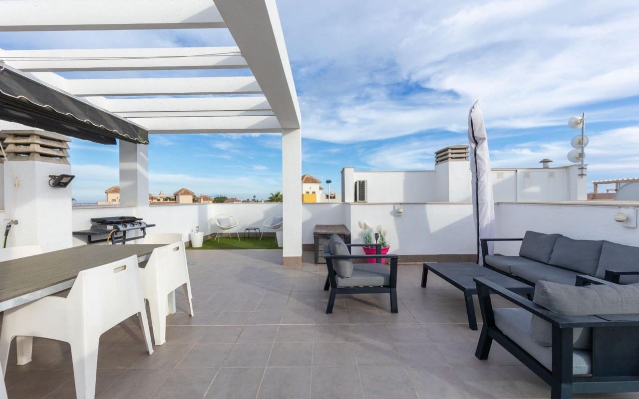 2 sypialnia Dom na sprzedaż w Los Balcones z basenem - 269 900 € (Ref: 9879697)
