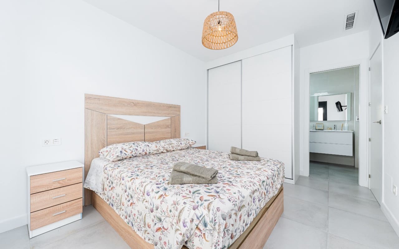 3 bedroom Villa for sale in Los Montesinos with pool - € 430,000 (Ref: 9879698)