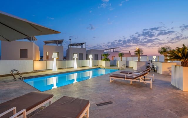 3 quarto Moradia para venda em Villamartin, Orihuela com piscina - 759 000 € (Ref: 9879699)