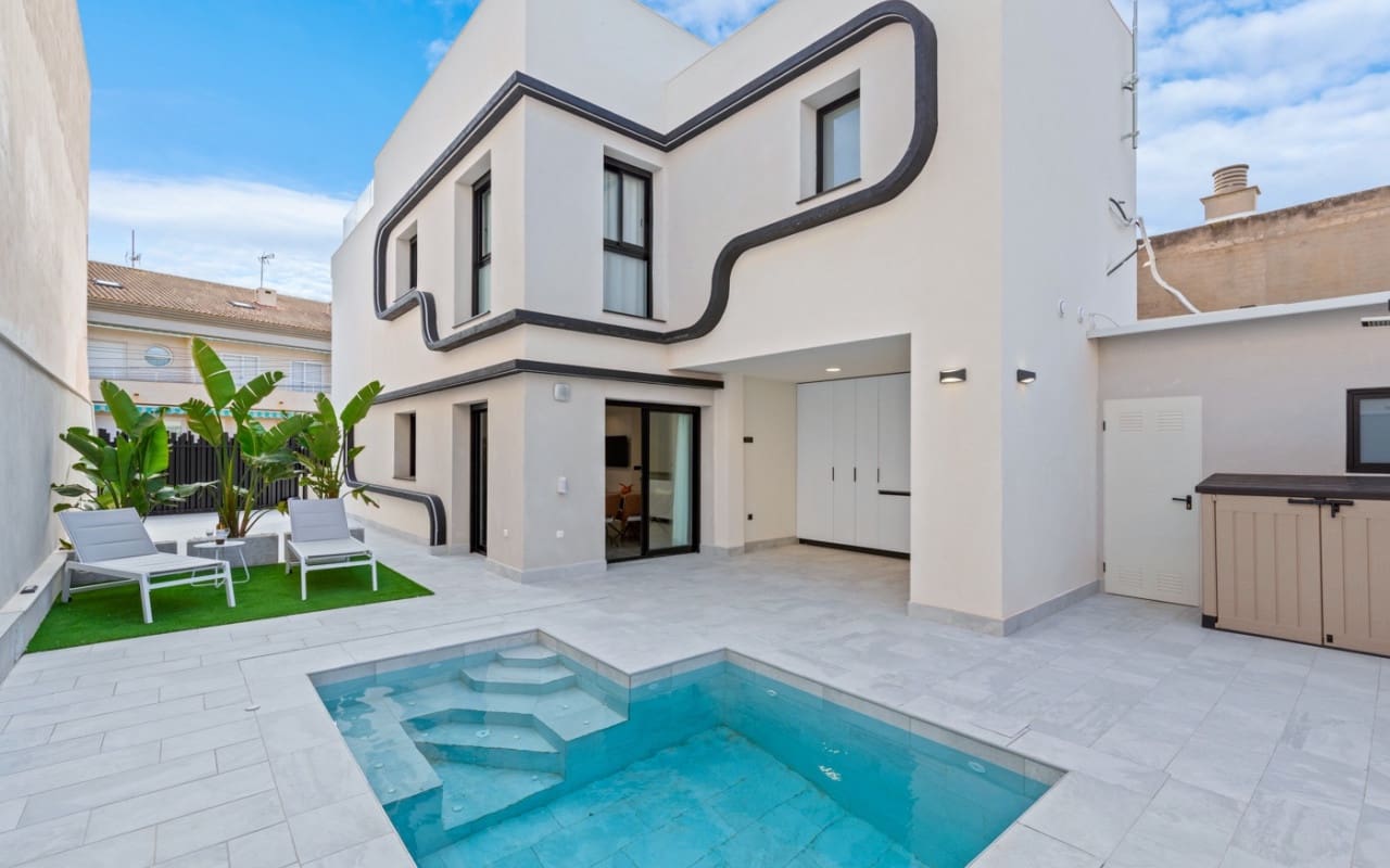 4 chambre Villa/Maison à vendre à Torre de la Horadada avec piscine - 698 000 € (Ref: 9879701)