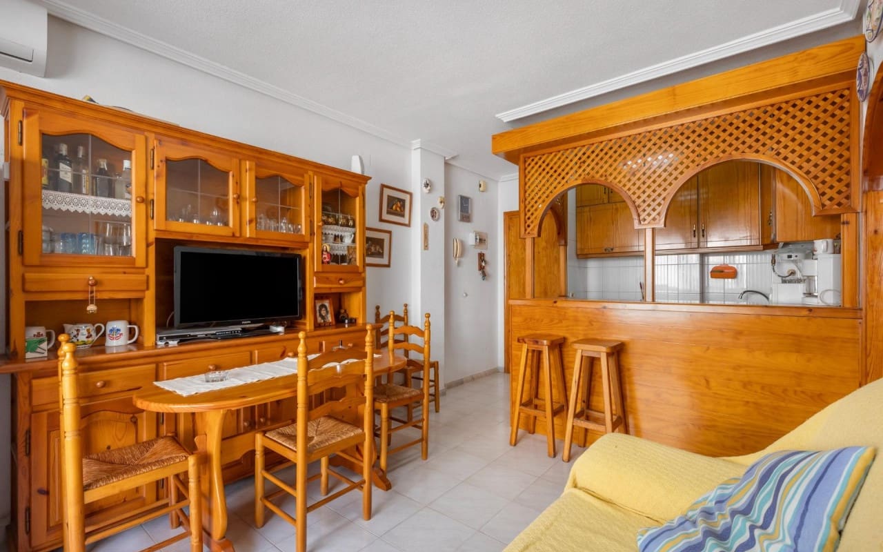 1 Zimmer Apartment zu verkaufen in La Mata mit Pool - 182.000 € (Ref: 9879702)