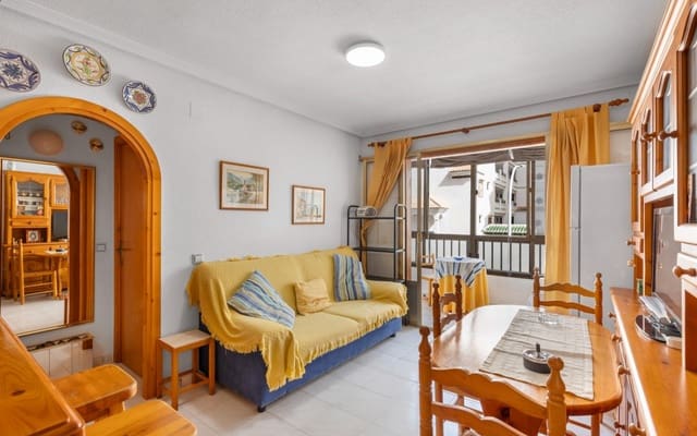 1 Zimmer Apartment zu verkaufen in Los Europeos, Torrevieja mit Pool - 182.000 € (Ref: 9879702)