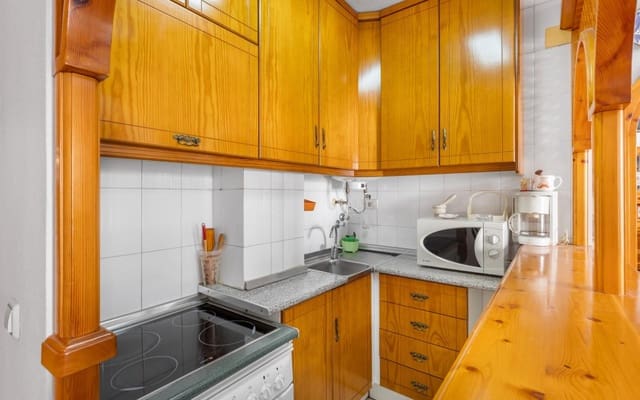 1 Zimmer Apartment zu verkaufen in Los Europeos, Torrevieja mit Pool - 182.000 € (Ref: 9879702)