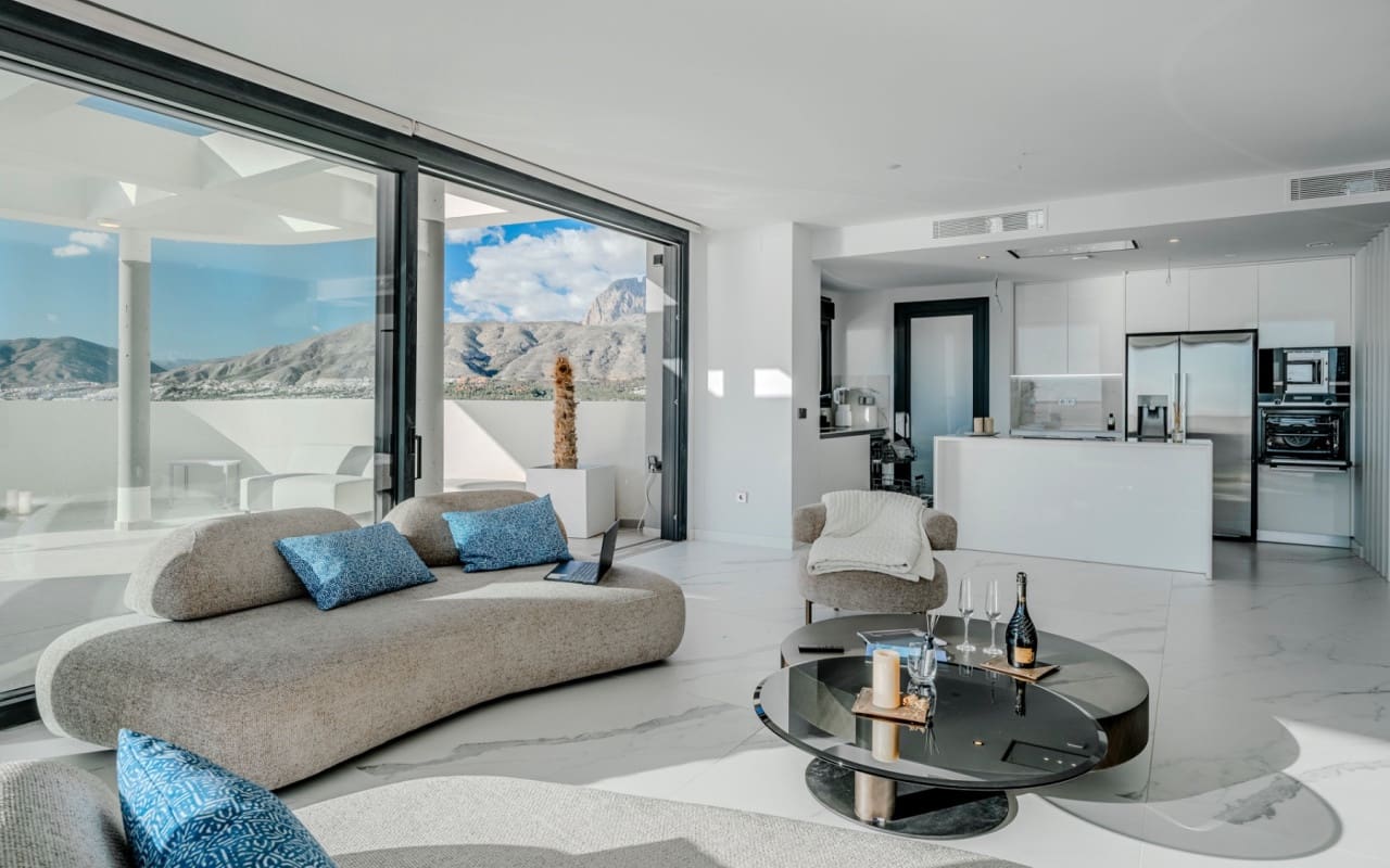 3 chambre Appartement de Plage à vendre à Benidorm avec piscine - 1 550 000 € (Ref: 9879704)