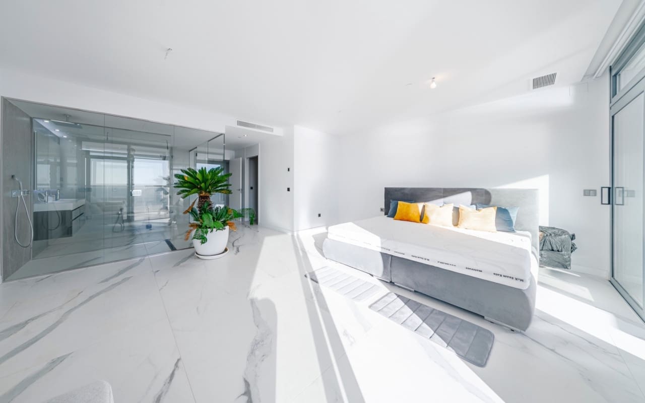 3 chambre Appartement de Plage à vendre à Benidorm avec piscine - 1 550 000 € (Ref: 9879704)