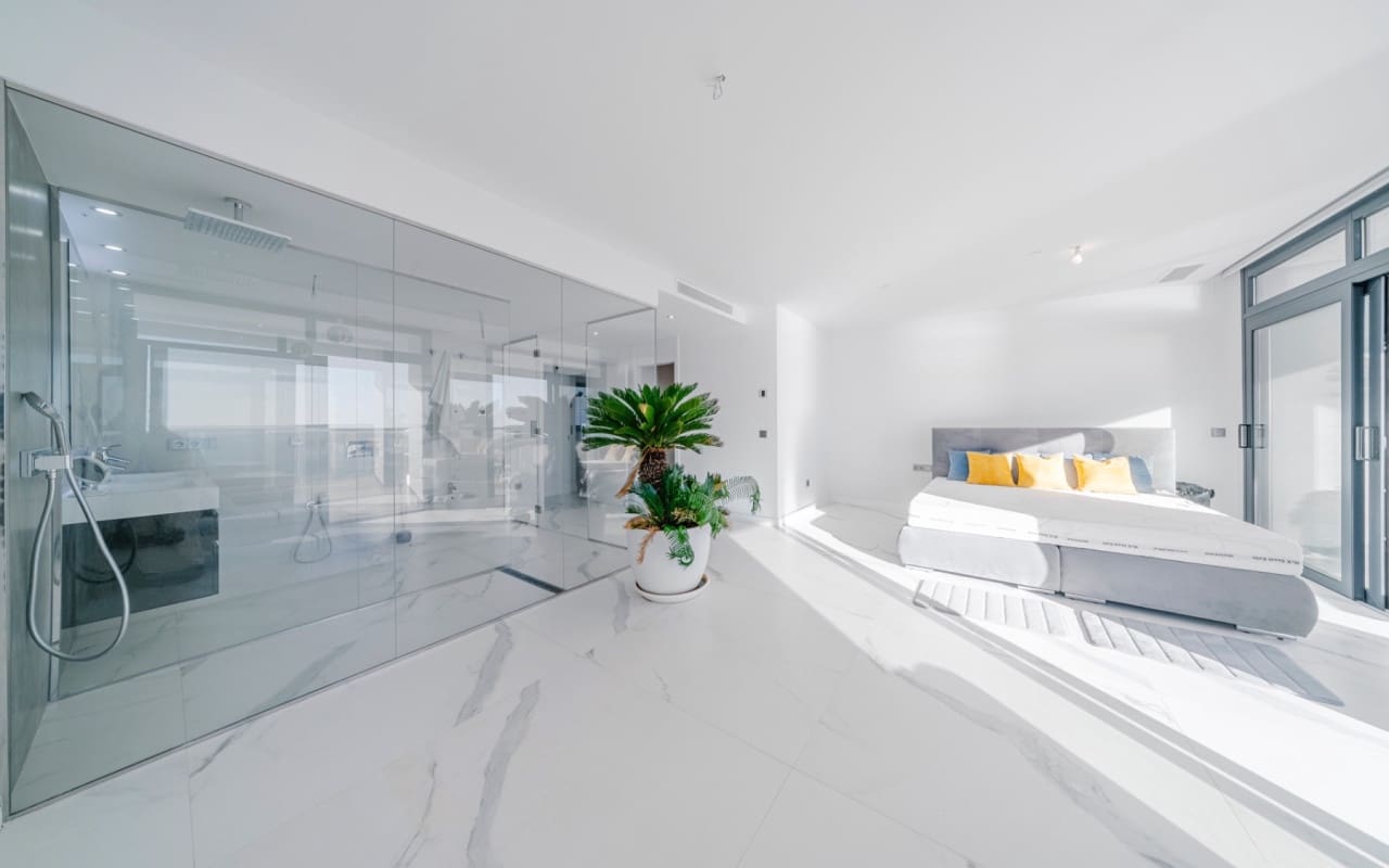 3 chambre Appartement de Plage à vendre à Benidorm avec piscine - 1 550 000 € (Ref: 9879704)