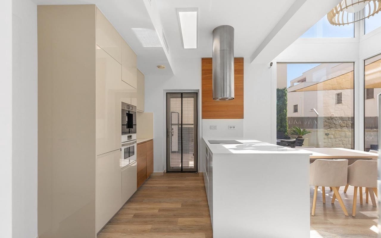 3 camera da letto Villa in vendita in Pueblo Bravo con piscina - 470.000 € (Rif: 9880205)