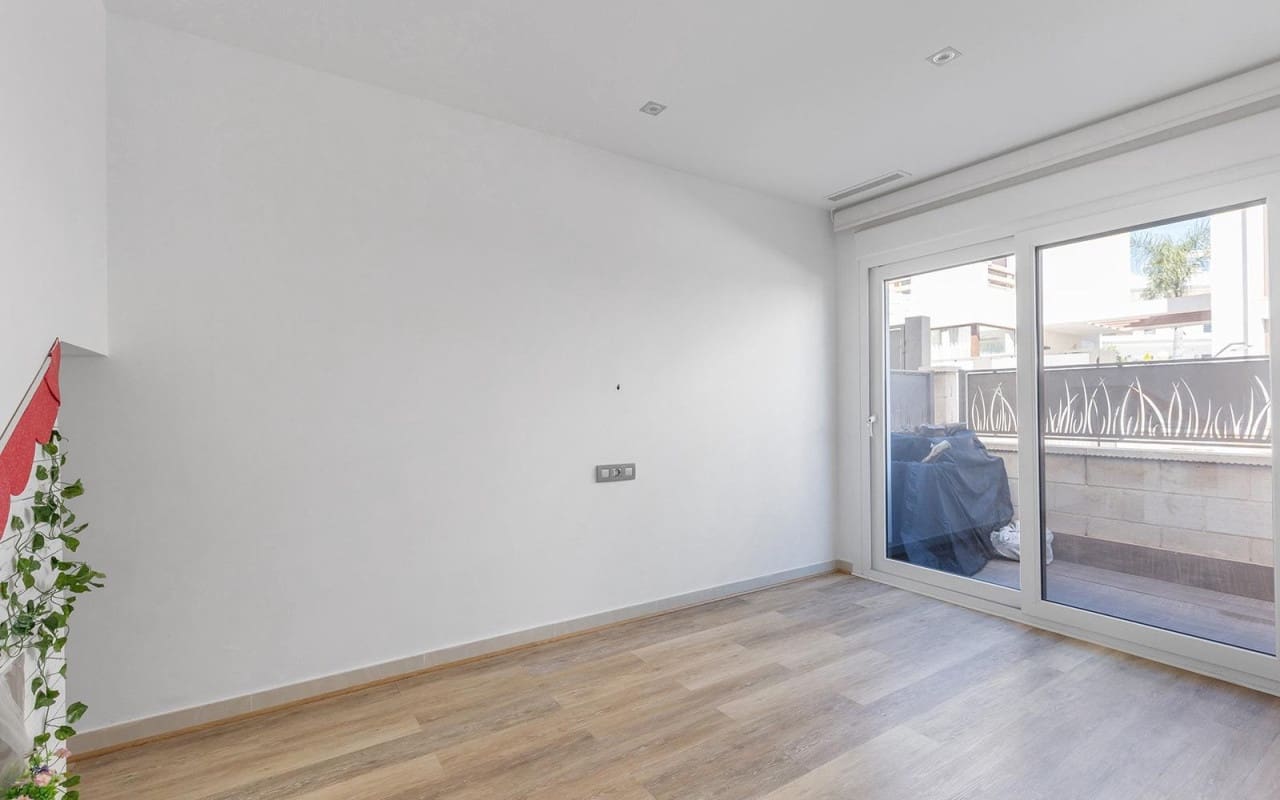 3 camera da letto Villa in vendita in Pueblo Bravo con piscina - 470.000 € (Rif: 9880205)