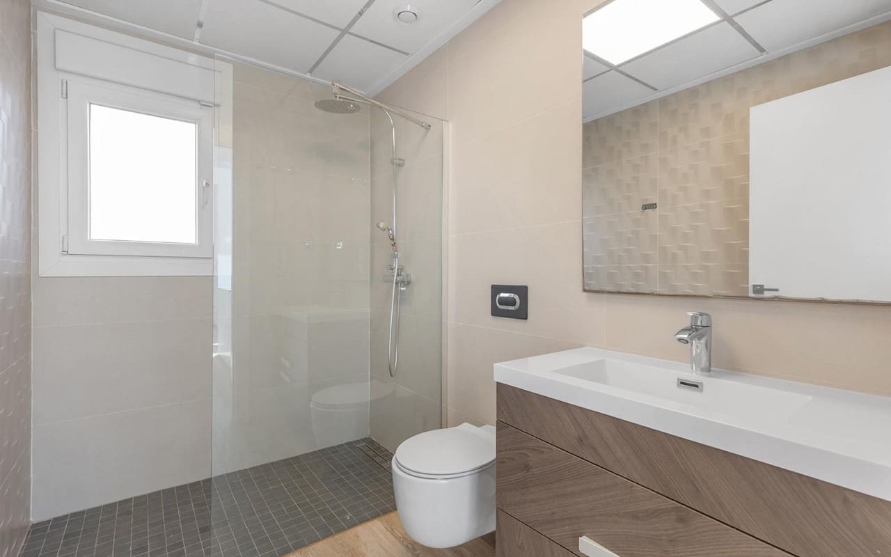 3 camera da letto Villa in vendita in Pueblo Bravo con piscina - 470.000 € (Rif: 9880205)