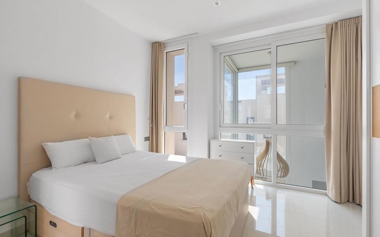 3 camera da letto Villa in vendita in Pueblo Bravo con piscina - 470.000 € (Rif: 9880205)