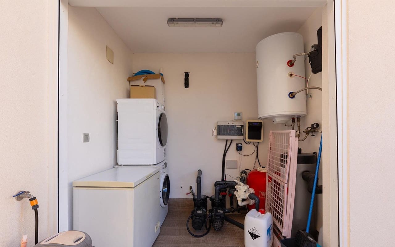 3 camera da letto Villa in vendita in Pueblo Bravo con piscina - 470.000 € (Rif: 9880205)