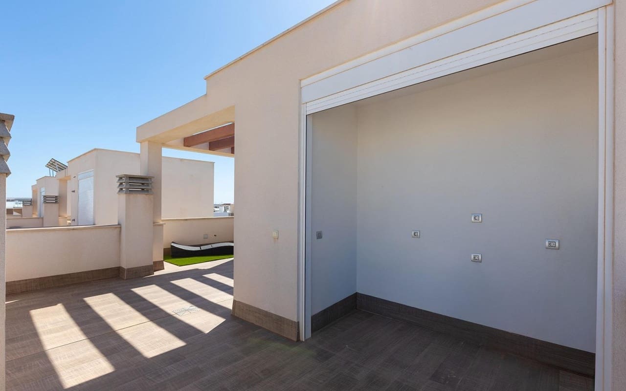 3 camera da letto Villa in vendita in Pueblo Bravo con piscina - 470.000 € (Rif: 9880205)