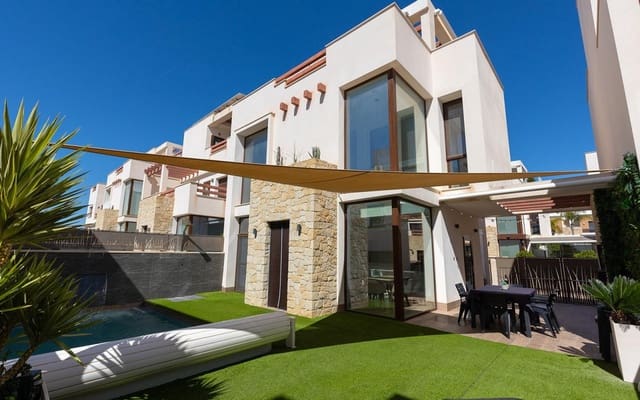 3 camera da letto Villa in vendita in Pueblo Bravo, Rojales con piscina - 470.000 € (Rif: 9880205)