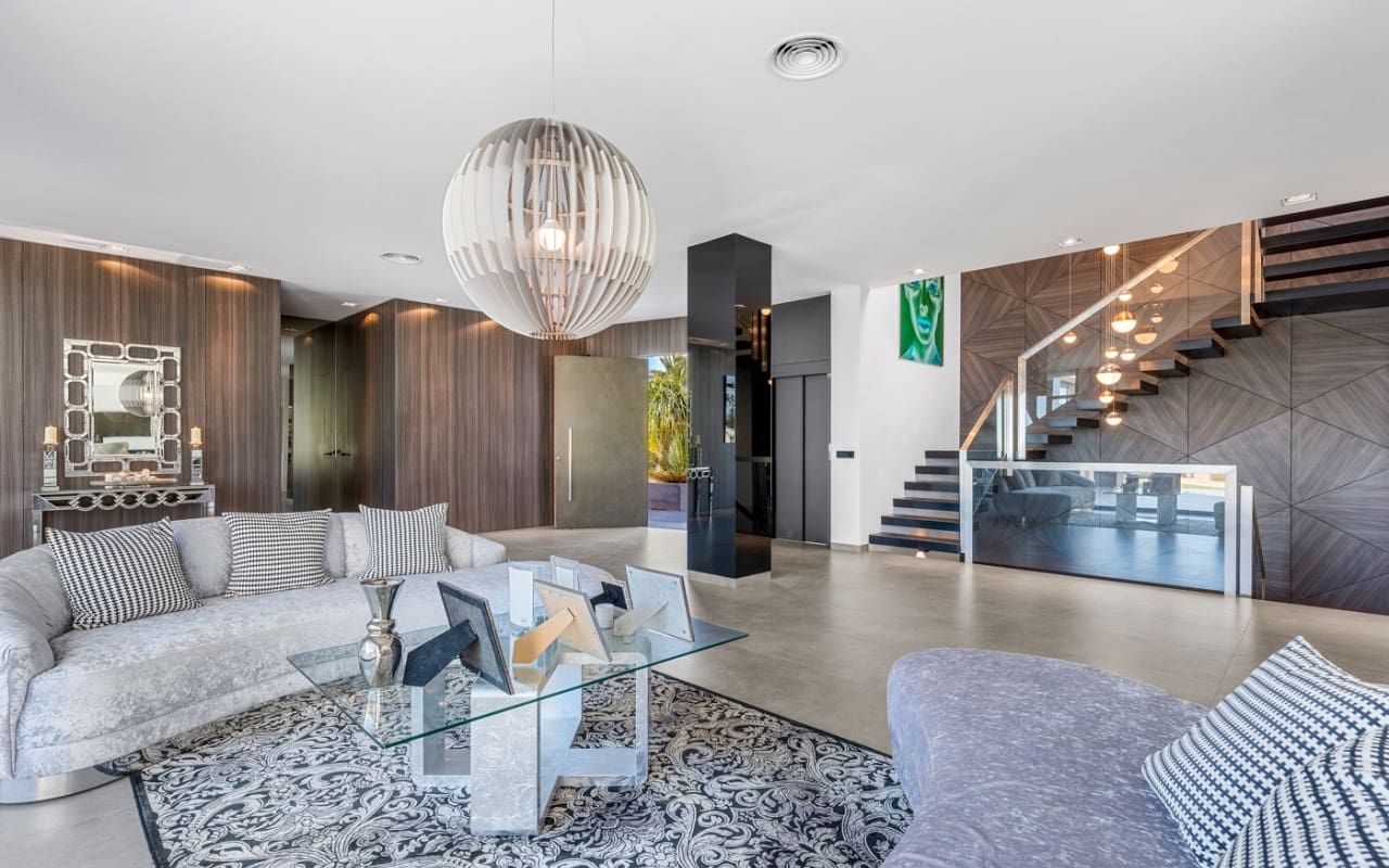 6 camera da letto Villa in vendita in Cabo Roig con piscina - 4.750.000 € (Rif: 9880206)